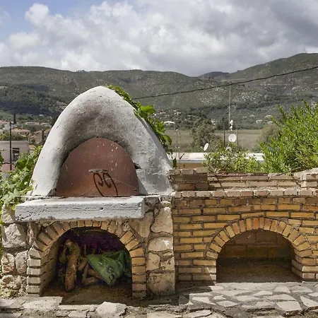 Castellos Bellos 6 * Marathias (Zakynthos)